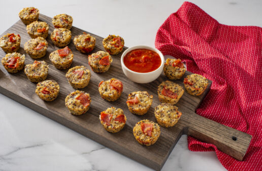 quinoa-pizza-bites-with-pepperoni-and-marinara-sauce